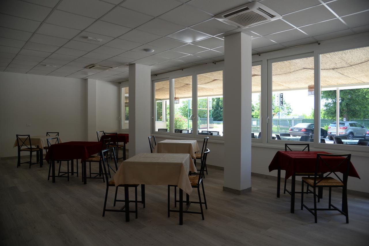 Hotel Infinity Cervia Zewnętrze zdjęcie