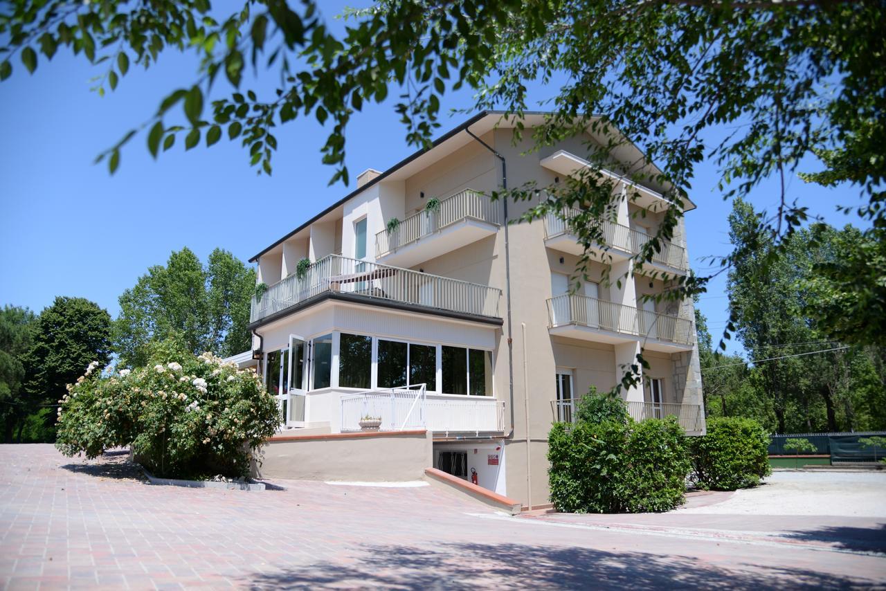 Hotel Infinity Cervia Zewnętrze zdjęcie