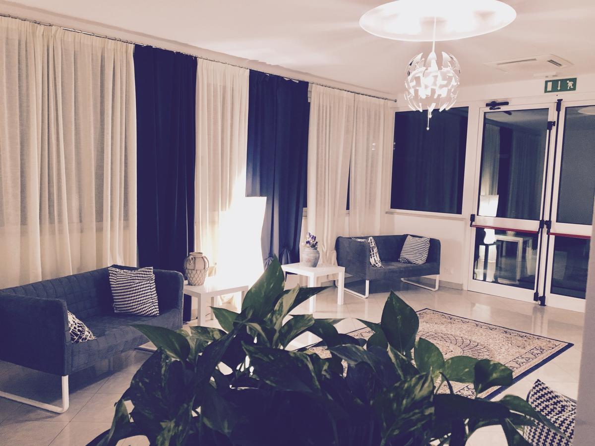 Hotel Infinity Cervia Zewnętrze zdjęcie