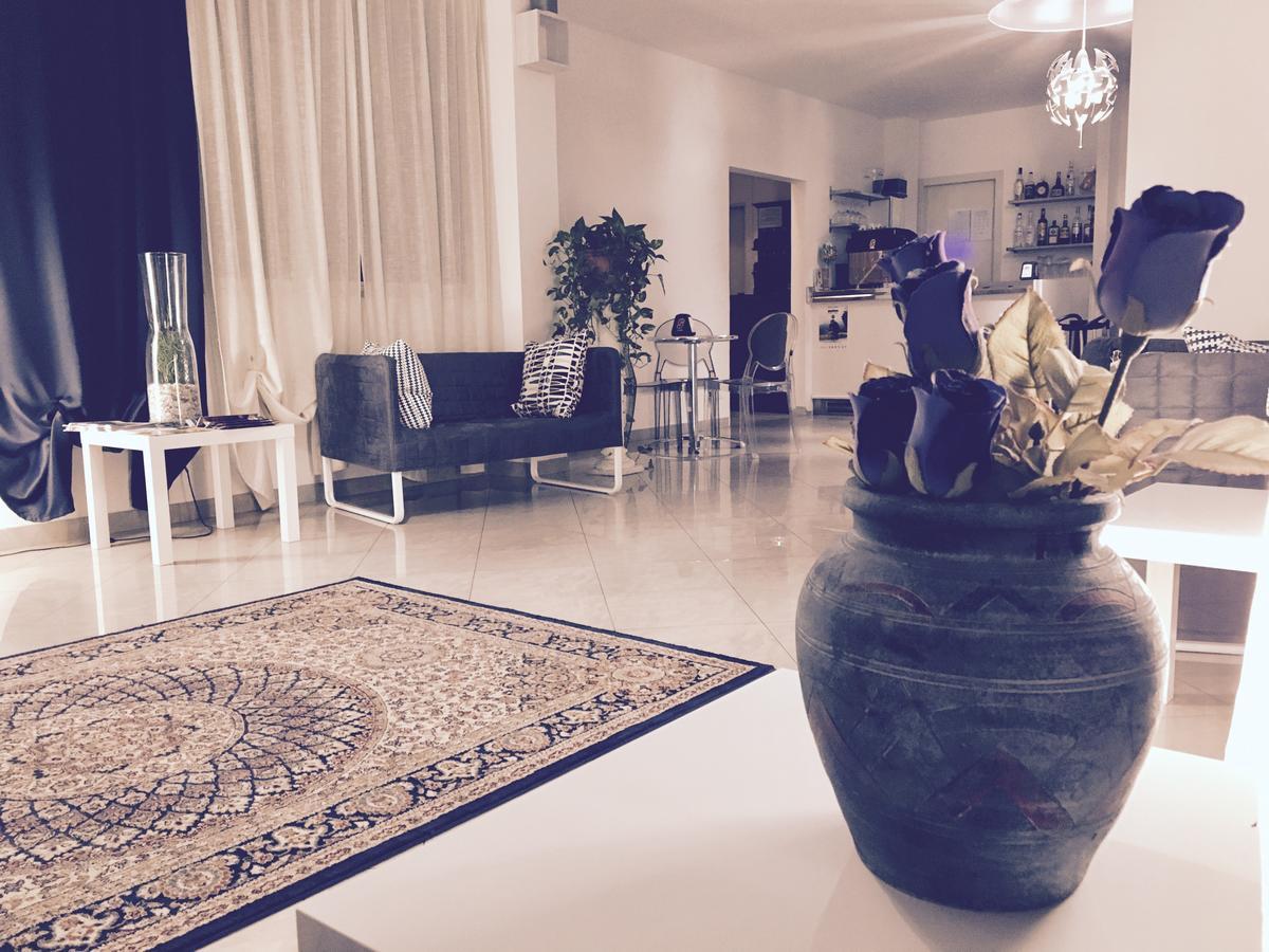 Hotel Infinity Cervia Zewnętrze zdjęcie