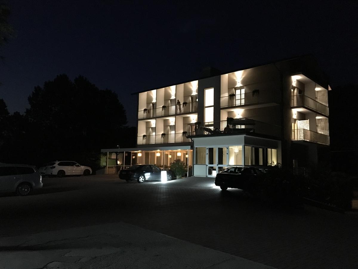 Hotel Infinity Cervia Zewnętrze zdjęcie