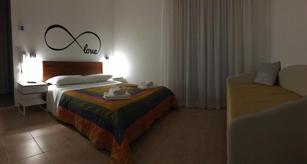 Hotel Infinity Cervia Zewnętrze zdjęcie