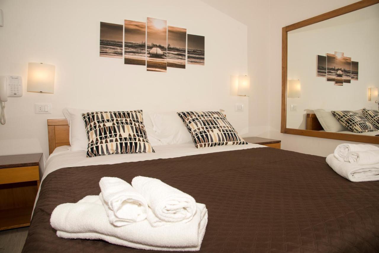 Hotel Infinity Cervia Zewnętrze zdjęcie